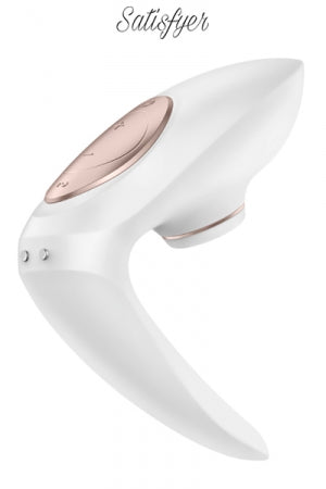 Dédié aux plaisirs du couple, le Satisfyer Pro 4 Couples ouvre un nouvel univers à vos jeux érotiques. Porté pendant...